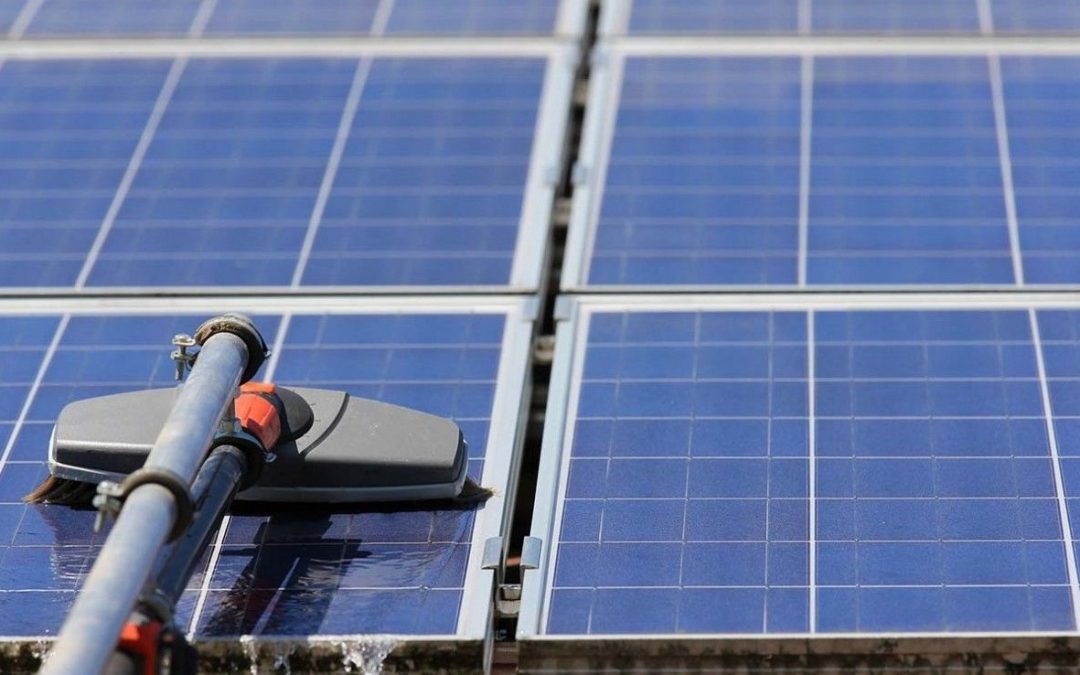 ¿Qué mantenimiento necesitan los paneles solares?